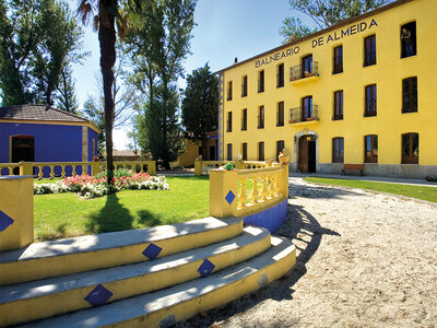 La Dama Verde - Balneario de Almeida: acceso a piscinas de hidroterapia y 1 masaje para 2