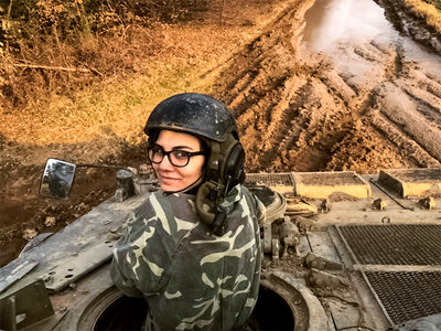 Box Commander, wir sitzen fest! Escape Room in einem Panzer für 4 Personen