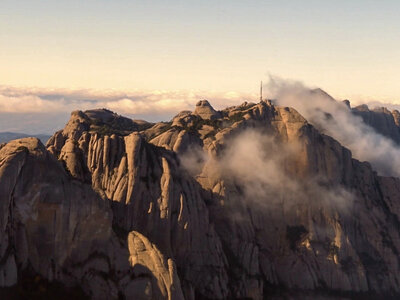 Caja Montserrat Tour Panorámico: 1 vuelo compartido de 30-35 minutos para 1 persona