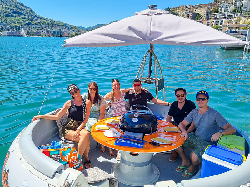 Barbecue im Donut-Boot auf dem Luganersee für 2 Personen