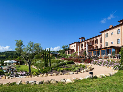 Cofanetto regalo Fuga toscana a 4*: 1 notte con accesso Spa presso il Saturnia Tuscany Hotel