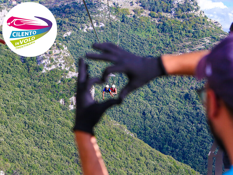 Emozioni appese a un filo: 1 volo in Zipline per 2 in Cilento