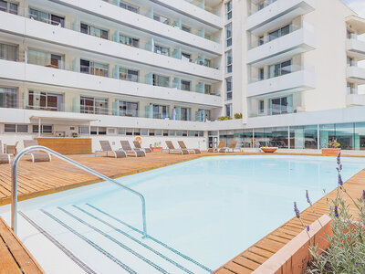 Caja 2 noches y acceso a piscina termal en Hotel Balneario Playa de Comarruga 4*