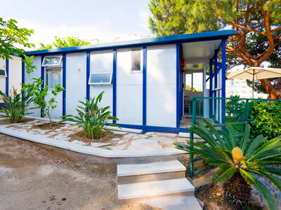 Caja ¡Calella, allá vamos!: 2 noches en bungalow en Camping El Far