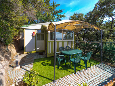 ¡Calella, allá vamos!: 2 noches en bungalow en Camping El Far