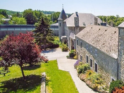 Coffret 2 jours avec champagne en ferme-château dans les Ardennes