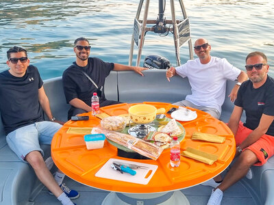 Coffret cadeau Fête en bateau : croisière de 5h pour 2 personne à Lugano