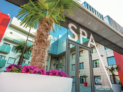 Hotel & Spa Ciudad de Binéfar 4*, Huesca: 1 noche con cena y desayuno