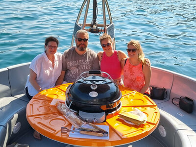 Croisière amusante sur le lac de Lugano avec karaoké, repas et boissons pour 2