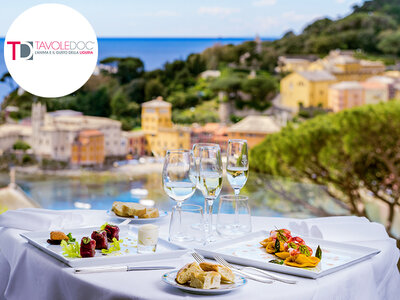 Cofanetto regalo Pranzo o cena gourmet di 4 portate in un esclusivo ristorante a Sestri Levante