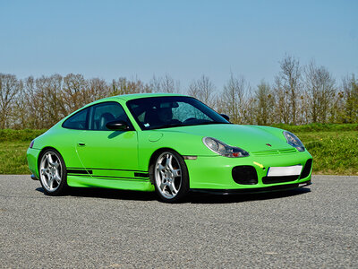 Coffret cadeau Pilotage d'une Porsche Carrera : 6 tours sur le circuit de Lohéac