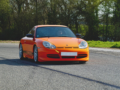 Pilotage d'une Porsche Carrera : 6 tours sur le circuit de Lohéac