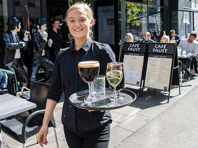 Boks Gastronomi for 2 på Café Faust: Frit valg fra menukortet