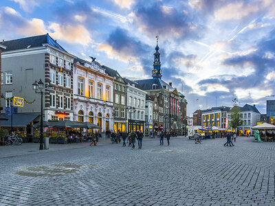 Doos Wandeling door Den Bosch met hapjes voor 2 bij BiteMe Food Tours