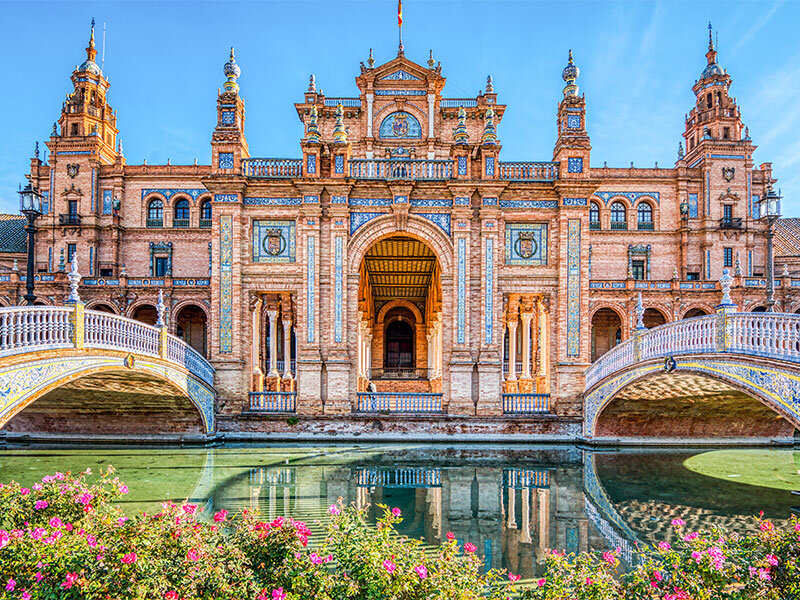 2 magiche notti a Siviglia con ingresso a un tablao di flamenco