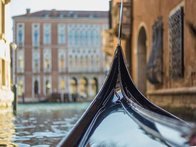 Giro in gondola a Venezia con commento dal vivo per 2 persone