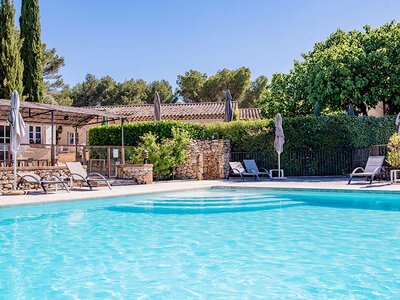 Escapade provençale : 2 jours en mas avec dîner et piscine près d'Aix