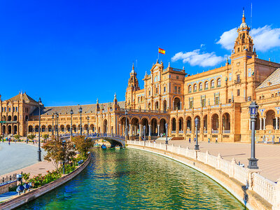 Cofanetto regalo Arte a Siviglia: 1 notte con ingresso tablao flamenco nel Welldone Sierpes Boutique