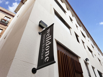 Arte a Siviglia: 1 notte con ingresso tablao flamenco nel Welldone Sierpes Boutique