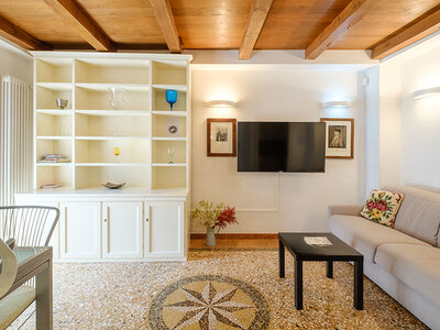 Cofanetto 1 notte in centro a Bologna con giardino privato e Prosecco