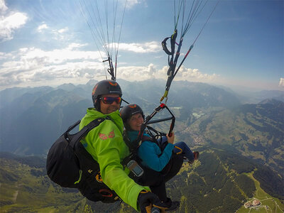 Box Gleitschirm-Tandemflug in den Sonnenuntergang im Montafon für 1 Person