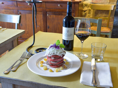 Cofanetto Deliziosa cena presso l'acclamato Ristorante Daniela vicino a Siena