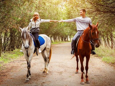 Cofanetto regalo Tra avventura e natura con 1 notte in agriturismo vicino a Rieti e passeggiata a cavallo