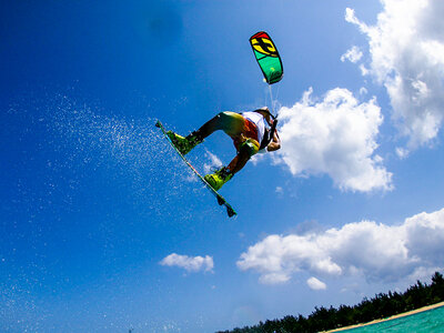 Introduktion til kitesurfing for 1 person hos Kite Sjælland