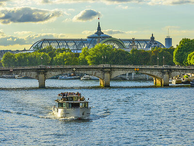 1h de croisière sur la Seine avec coupe de champagne