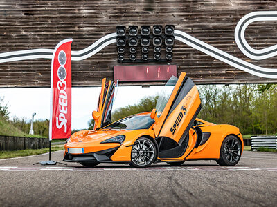 Box 2 Runden am Steuer eines McLaren 540C auf der Rennstrecke Anneau du Rhin