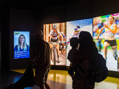 Visite en famille du Musée du Sport et du Stade Allianz Riviera à Nice pour 2 adultes et 1 enfant