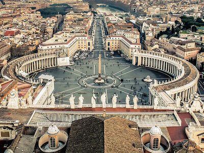 Caja 2 noches en Roma con tour del Vaticano, Coliseo, Foro y Palatino para 2