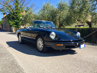 Cofanetto 1 giorno alla guida di un’auto d’epoca tra gli itinerari più belli della Toscana