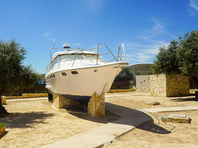 Caja regalo 2 noches en cuchiboat con Espacios Únicos, Madrid