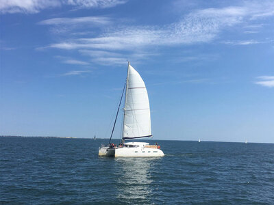 Coffret Croisière en catamaran à La Rochelle : 2h en duo en matinée