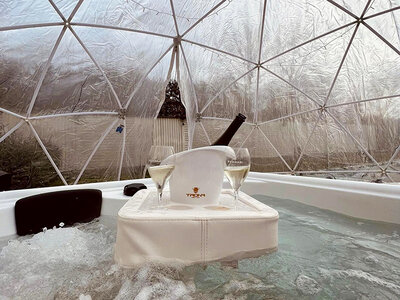 Box 1 Übernachtung im 4*-Hotel mit Bubble-Whirlpool und Prosecco in der Nähe von Parma