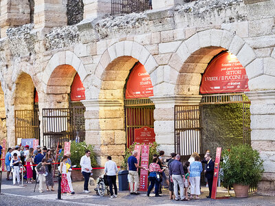 Cofanetto regalo 1 biglietto per l’Opera all’Arena di Verona e tour guidato della città di Giulietta