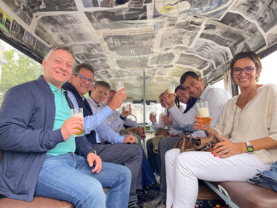 Coffret Visite insolite de Bruxelles en ambulance vintage avec dégustation de bières pour un groupe de 10