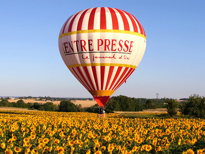 Coffret Vol en montgolfière privatif pour 2 près de Poitiers avec champagne