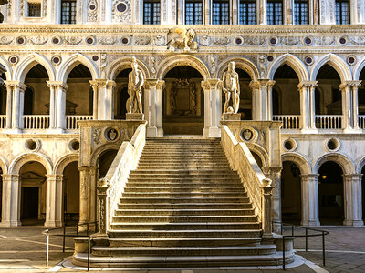 Cofanetto regalo Weekend al Palazzo Ducale di Venezia: 2 biglietti saltafila per un tour guidato