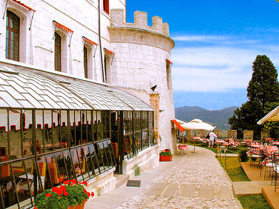 1 notte da favola in un castello tra le colline del Prosecco e visita guidata