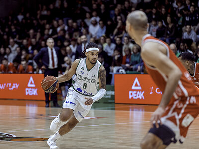 Coffret Accès VIP pour 2 à un match de basketball du Nanterre 92 avec cocktail dînatoire