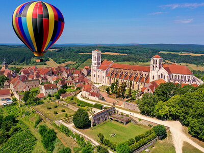 Coffret cadeau Vol en montgolfière pour 2 personnes près d'Auxerre en semaine