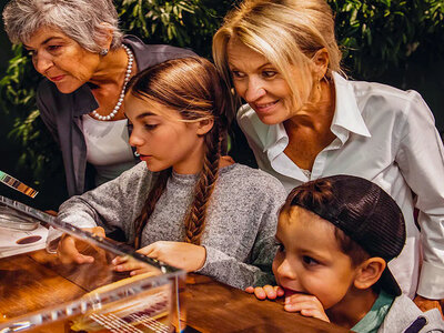 Cofanetto Avventura al cioccolato per 2 adulti e 2 bambini alla Lindt Casa del Cioccolato