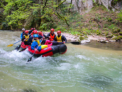 Cofanetto Rafting di 2h 30min per 2 persone sui fiumi più belli dell’Umbria