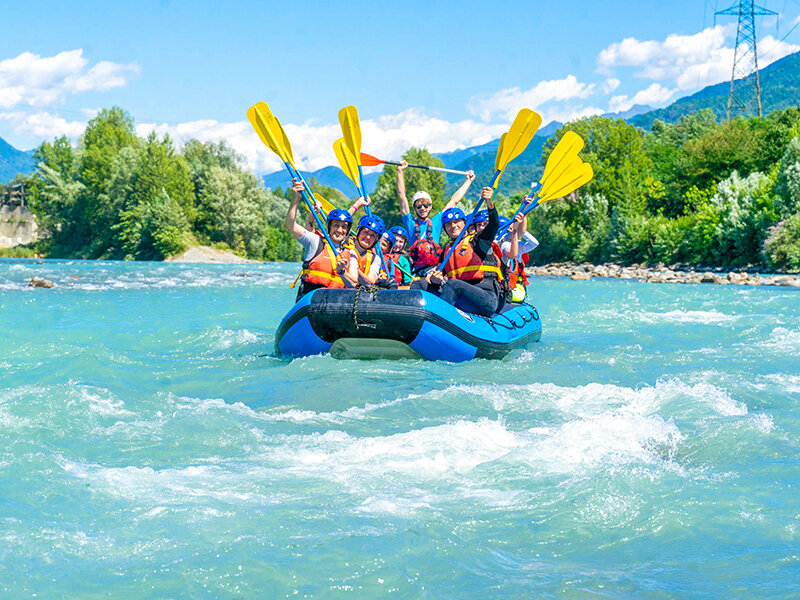 Divertimento estremo in Valtellina: discesa Rafting Extreme Fun per 1