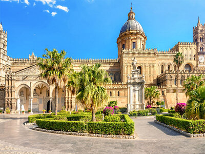 Caja Escapada a la europea: 1 noche con desayuno para 2 personas