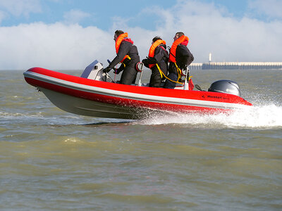 Doos Wavekarting Xplore-initiatie voor 3 in Zeeland