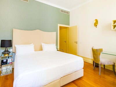 Caja Escapada por España o Portugal: 1 o 2 noches con cena o spa en hoteles Oca para 2 personas