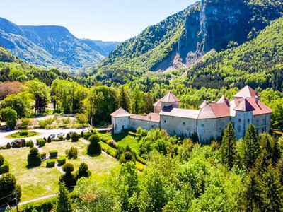 Coffret cadeau Séjour de 2 jours en château 4* avec dîner 4 plats près d'Annecy